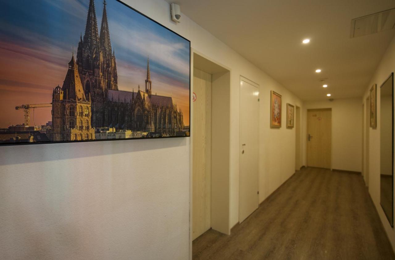 Hotel Merian Koln Bagian luar foto