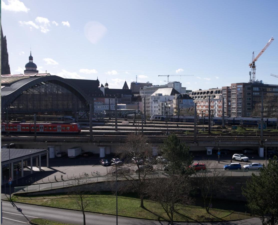 Hotel Merian Koln Bagian luar foto
